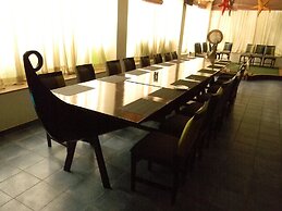 Aarohi Starz Club
