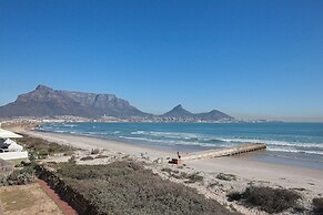 Leisure Bay 306 by CTHA