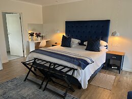 Penguino Guest House