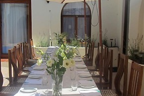 Penguino Guest House