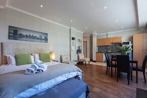 The Square Apartments by CTHA