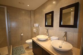 Knightsbridge 902E by CTHA