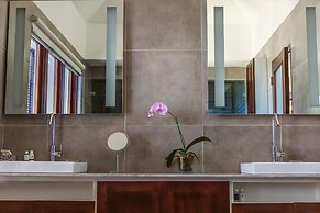 Cocosan Villa