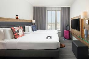 Moxy London Excel