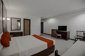 Capital O 740 Bliss Hotel Dau