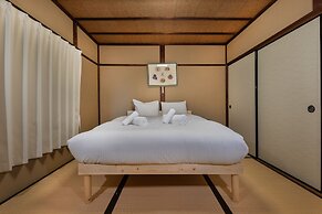 Shiki Homes AKI