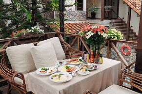 Le Charcoa Hotel