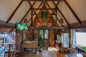 Le Charcoa Hotel