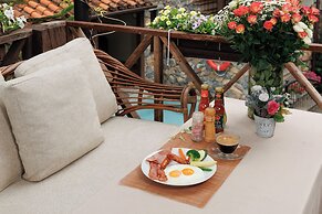 Le Charcoa Hotel