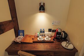 Le Charcoa Hotel