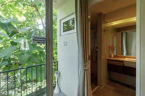 Le Charcoa Hotel