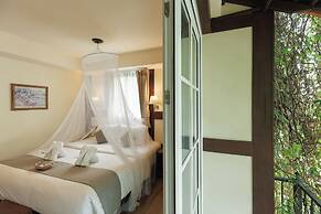 Le Charcoa Hotel