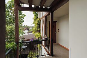Le Charcoa Hotel