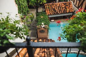 Le Charcoa Hotel
