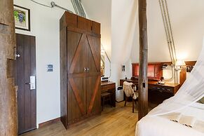 Le Charcoa Hotel