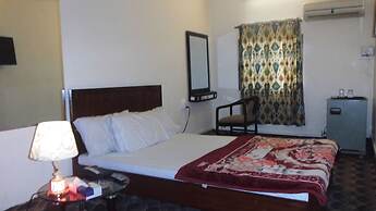 Hilltop Hotel