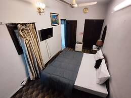 Hilltop Hotel