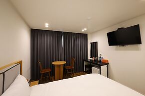 JB Plus Hotel