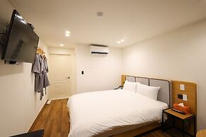 JB Plus Hotel