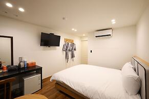 JB Plus Hotel