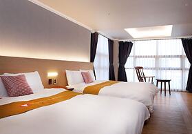 Ariana Hotel