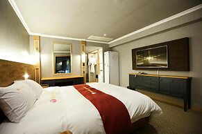 Ariana Hotel