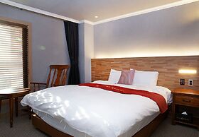 Ariana Hotel