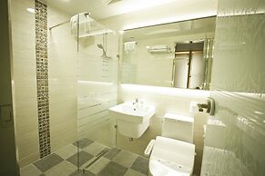 Ariana Hotel
