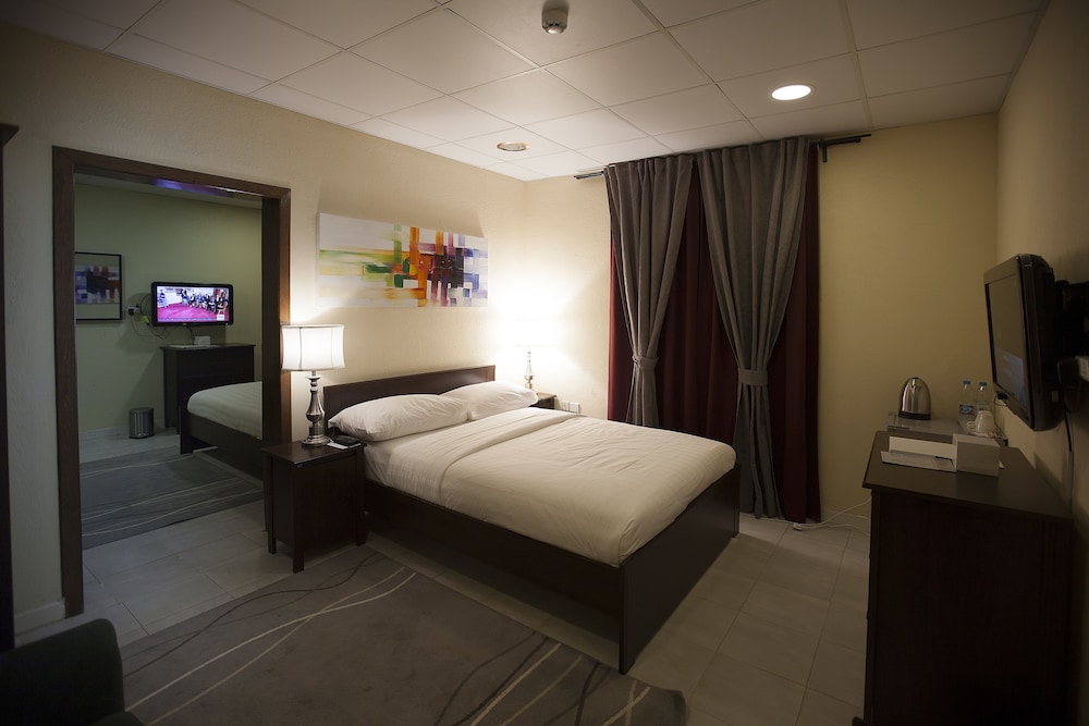 Palms Lily Hotel Suites