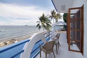 Villa in Blue