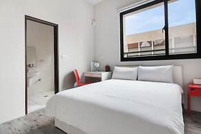 MUNA Hostel
