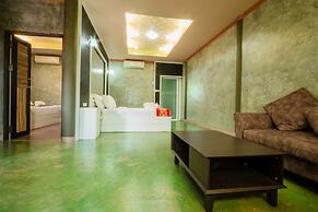 Riverpool Resort