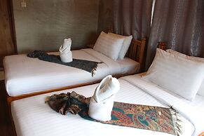 Riverpool Resort