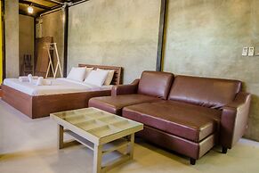Riverpool Resort