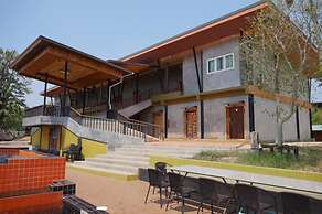 Riverpool Resort