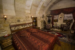 Assiana Cave House