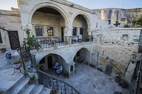 Assiana Cave House