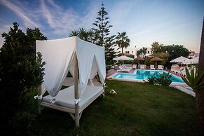 Athina Studios & Suites