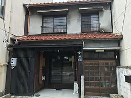 Guesthouse Kiten - Hostel