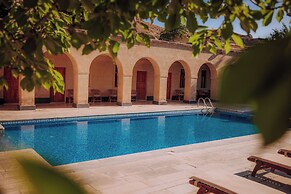 Melis Cave Hotel