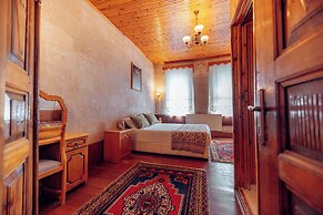 Melis Cave Hotel