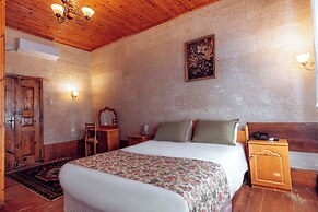 Melis Cave Hotel
