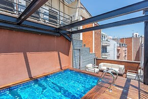 MSB Rooftop Pool City Center