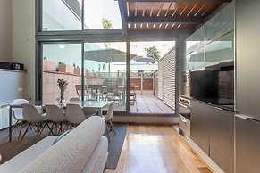 MSB Gracia Pool Terrace Center