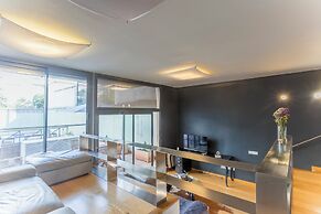 MSB Gracia Pool Terrace Center