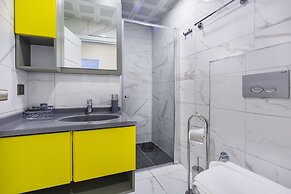 Twin Apart Hotel