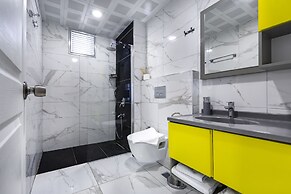 Twin Apart Hotel