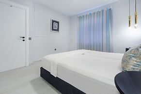Twin Apart Hotel