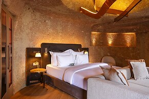 Avantgarde Refined Caves of Cappadocia