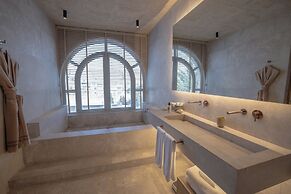 Avantgarde Refined Caves of Cappadocia